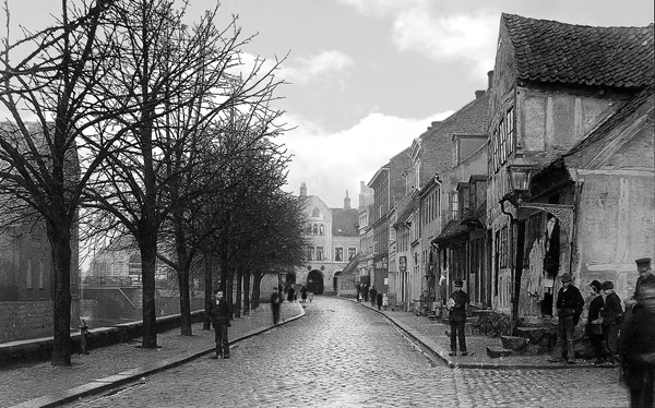 Ågade 1895